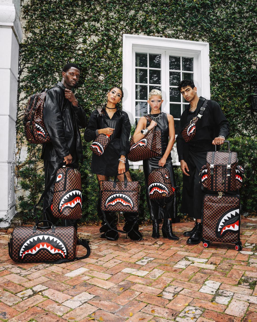 Sprayground SAWTOOTH SHARKS IN PARIS CARRY-ON LUGGAGE