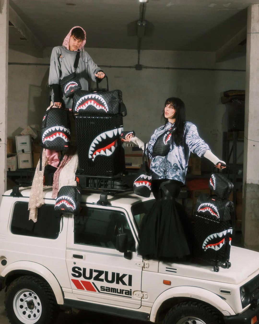 Sprayground SHARKS IN PARIS HYPER PUFF BACKPACK