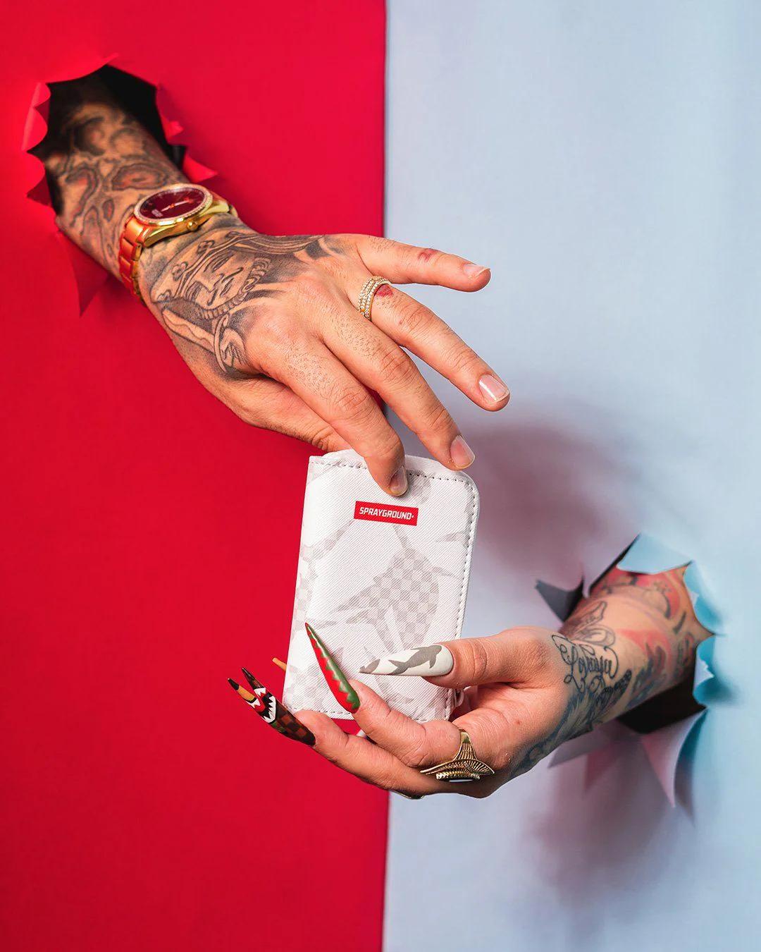 Sprayground SHARK CHECK (WHITE) WALLET