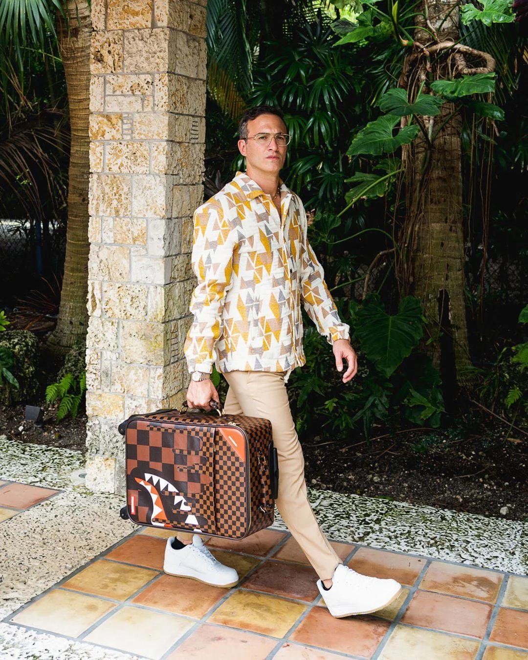 Sprayground XTC SHARKS IN PARIS JETSETTER CARRY-ON LUGGAGE